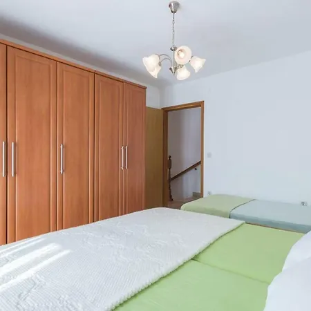 Ferienhaus Denis *